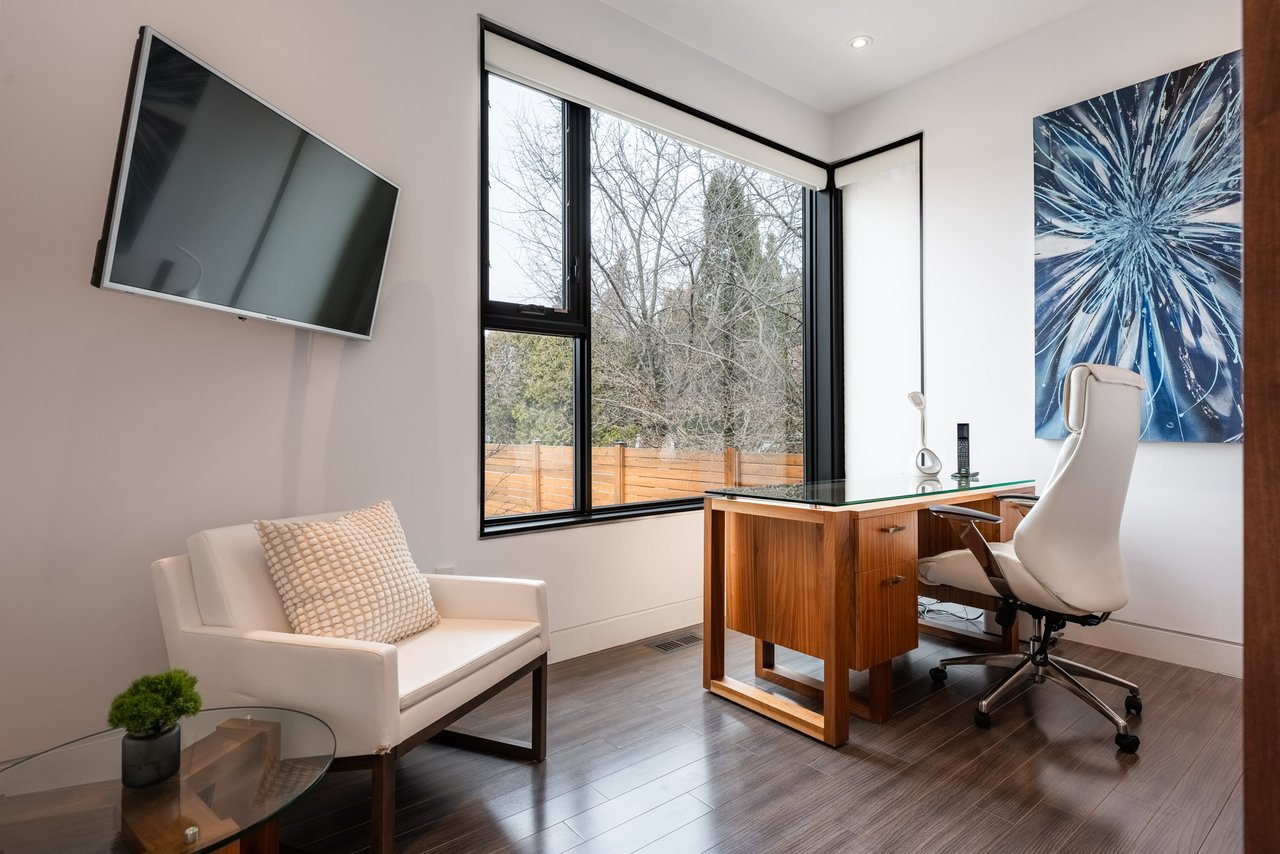 Modern & Contemporary Masterpiece