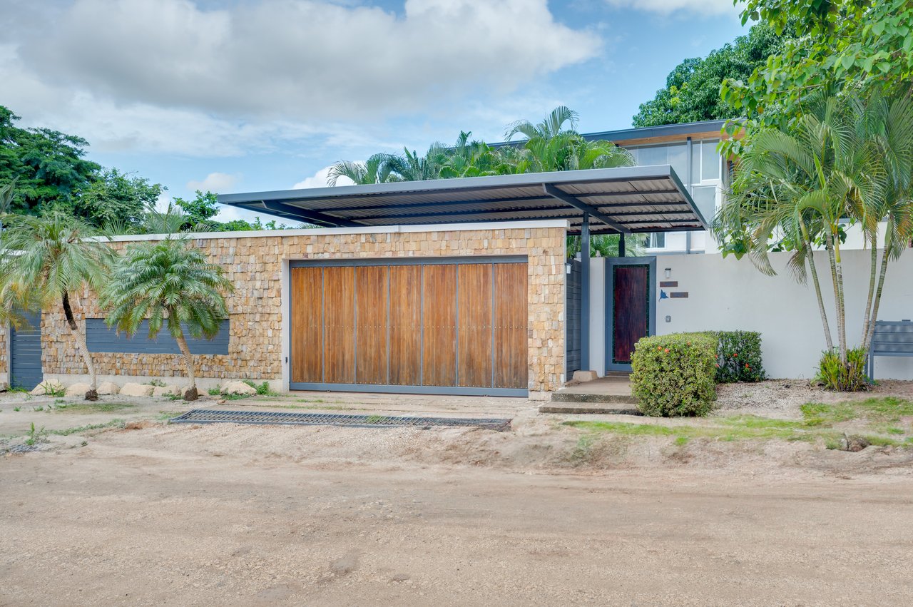 Casa Manta - Playa Grande 