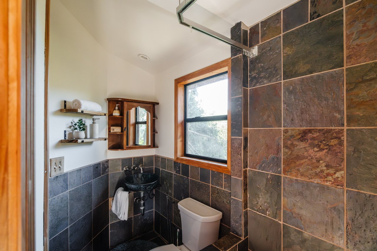 517 Canon View Trail