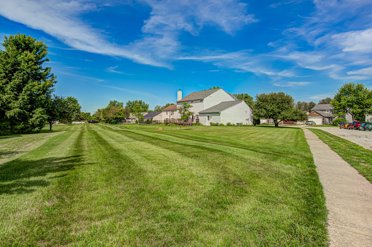 6768 Lexington Circle