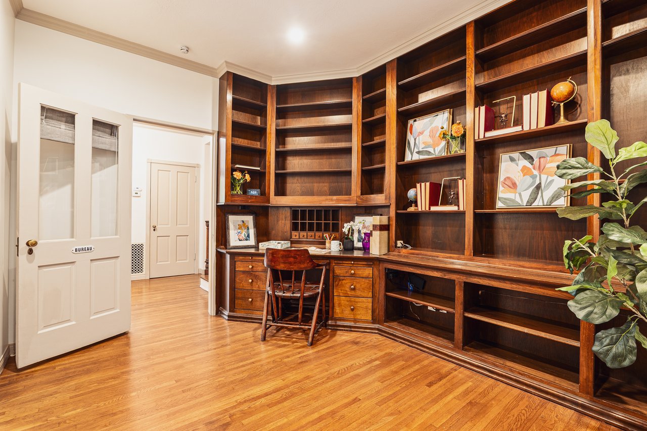 2055 Outpost Dr, hollywood hills