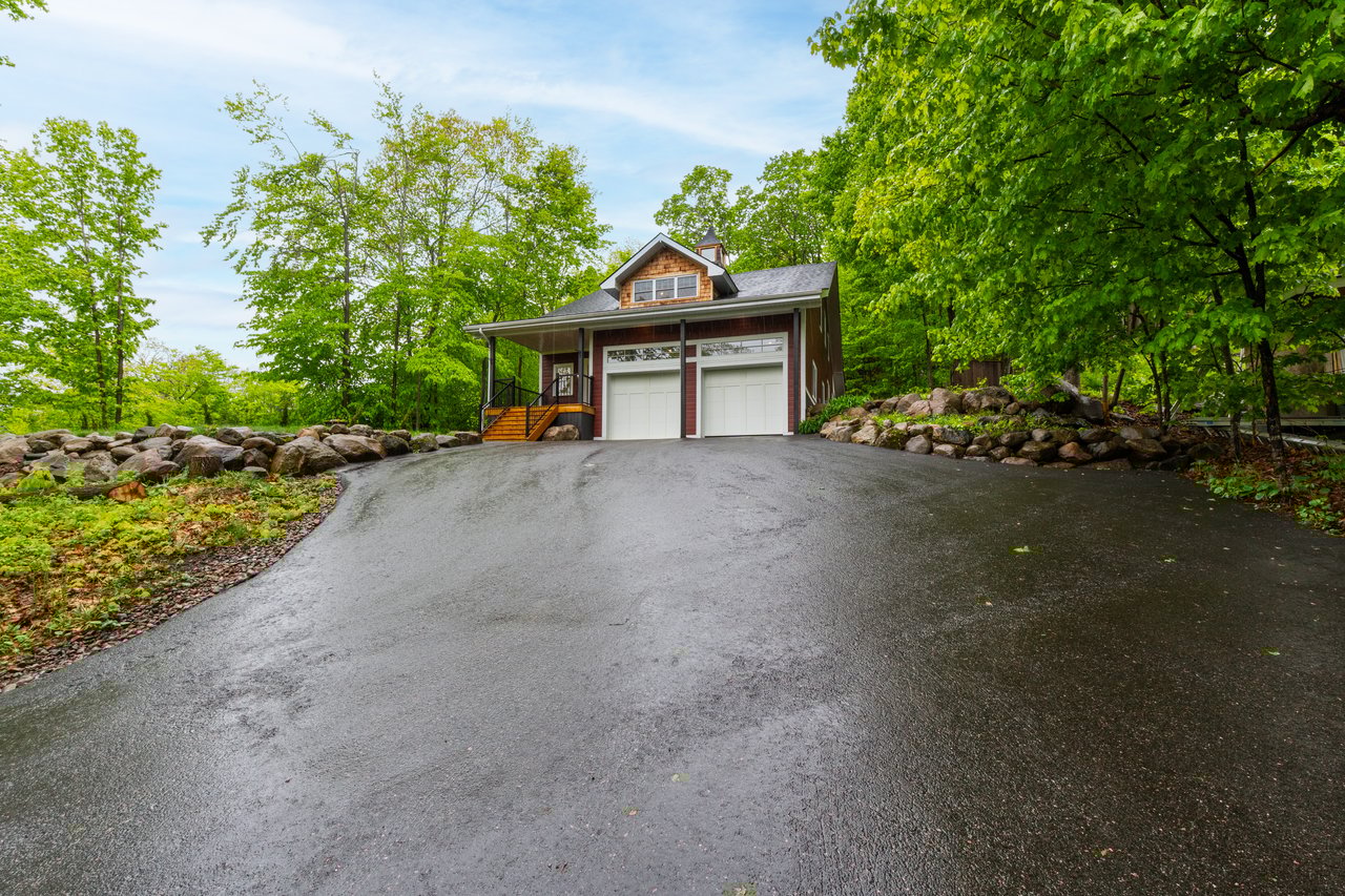39 TODHOLM DRIVE