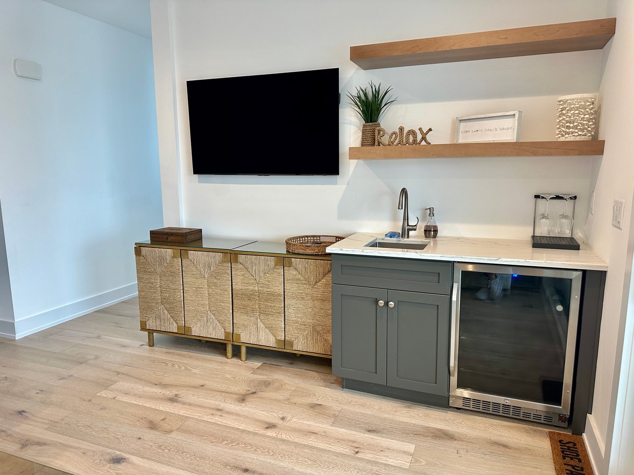 401 Coral Street, Beach Haven