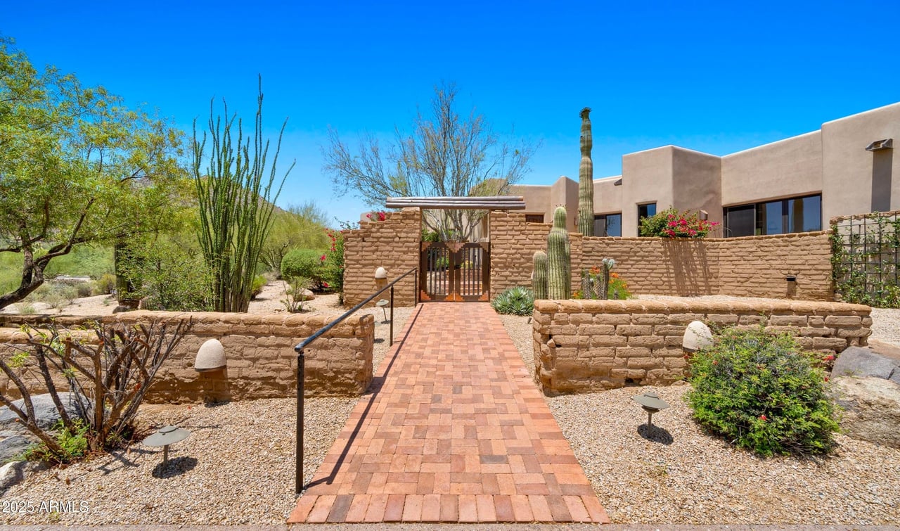 2304 FOX TAIL Trail