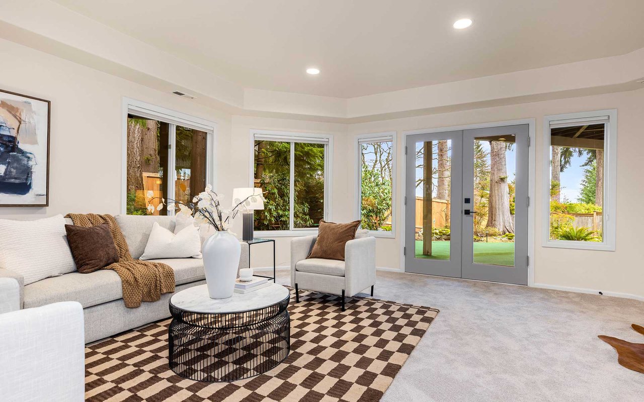 Custom-Built Lochwood-Lozier Home in Montreux