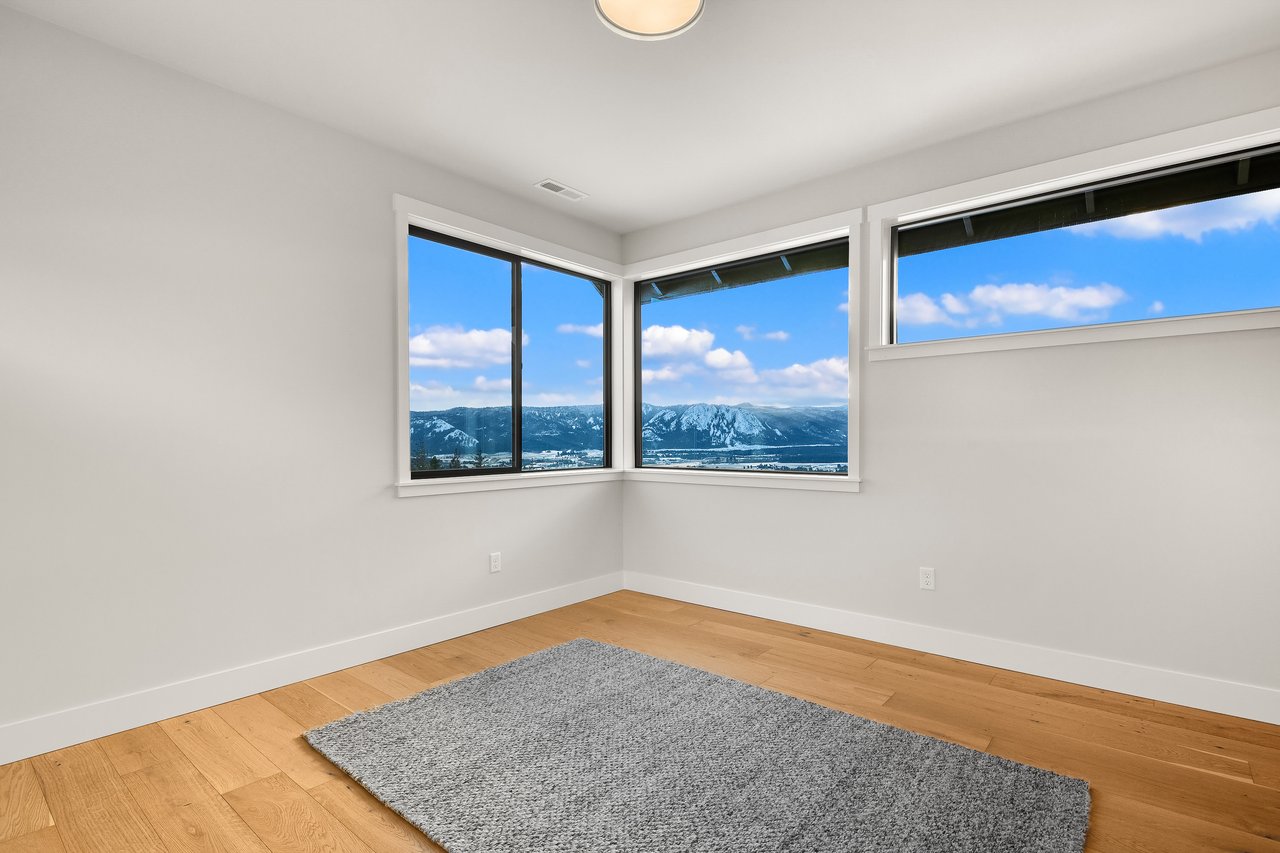 2241 Forest Ridge Drive