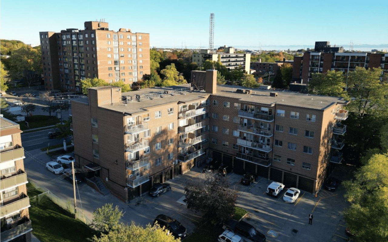 1698 Victoria Park Ave