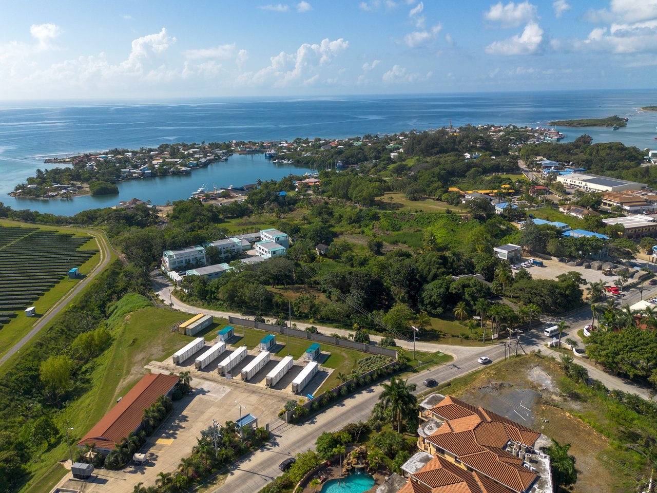 Condo 302, Diamond Apartments