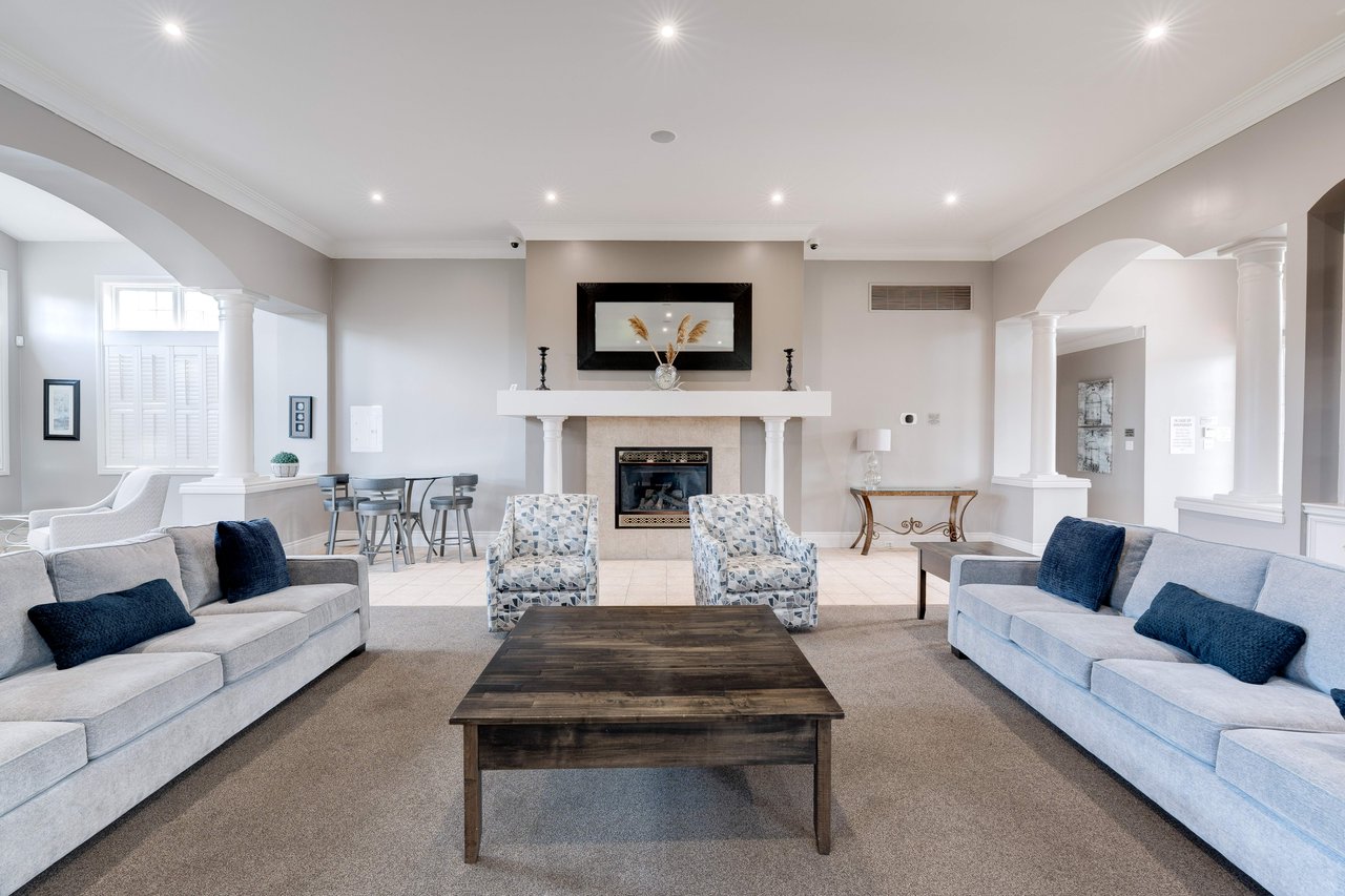 1460 Bishops Gate, Suite 212