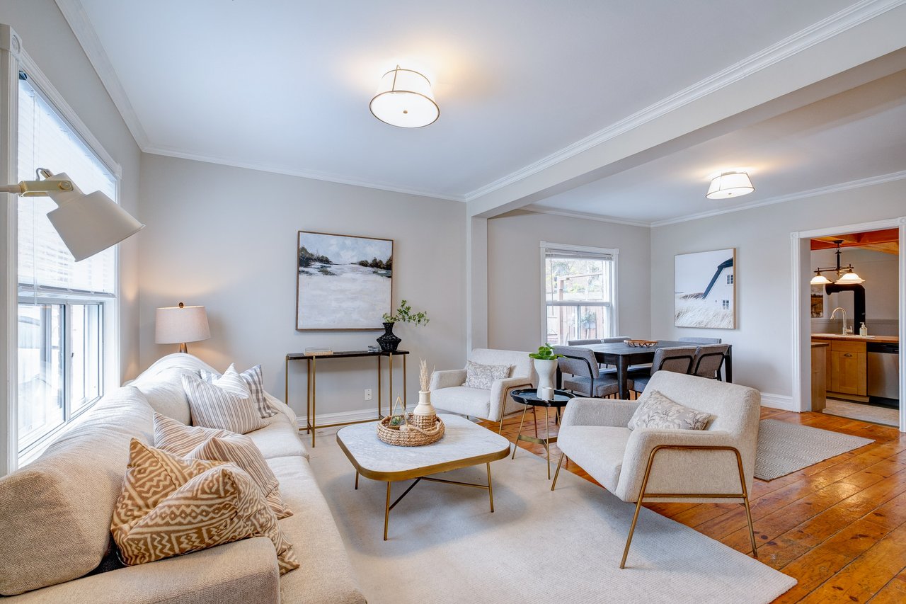 2 Meadow Ave