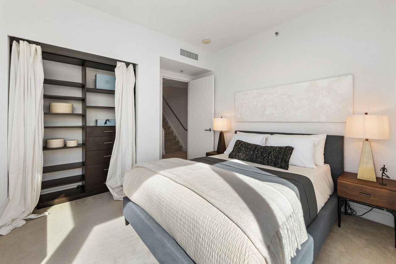 Three-Level SoMa Bay View Penthouse