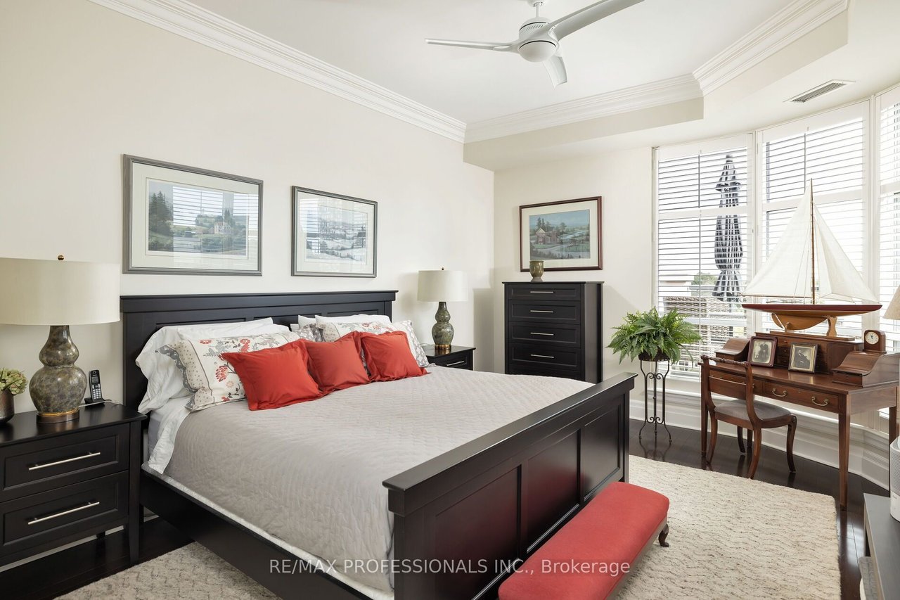 LOWER PENTHOUSE LUXURY 