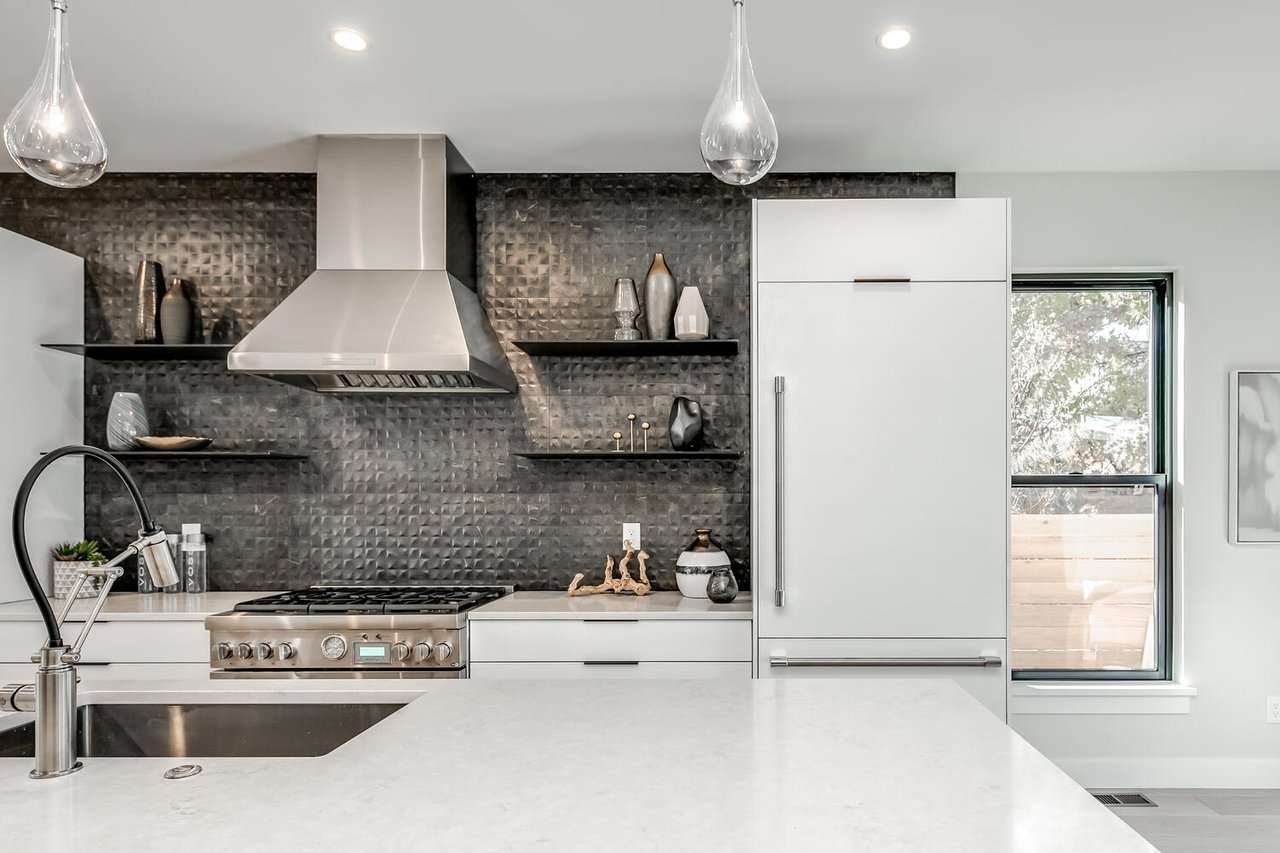 3339 Bryant Street Potter Highlands