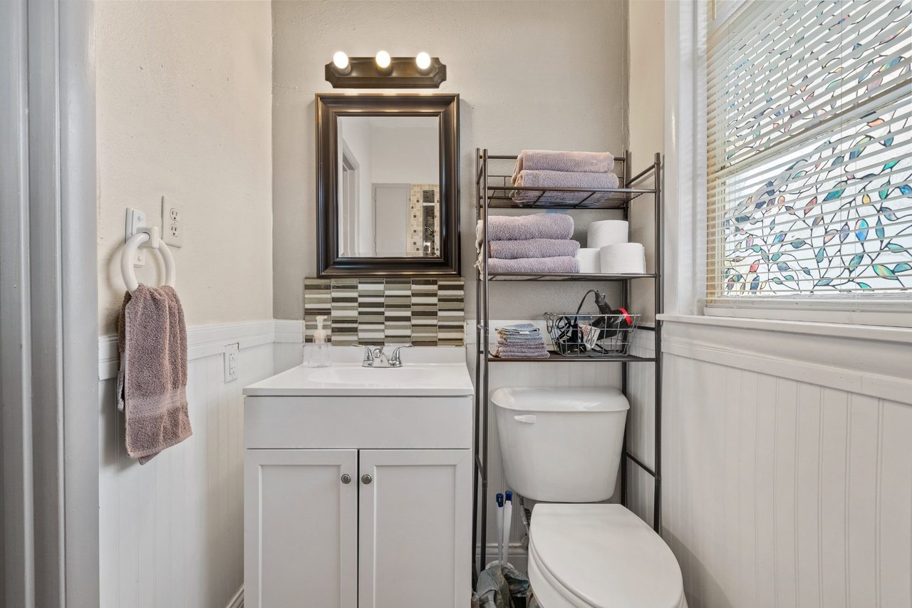 Waco Drive STR & Mixed-Use Investment