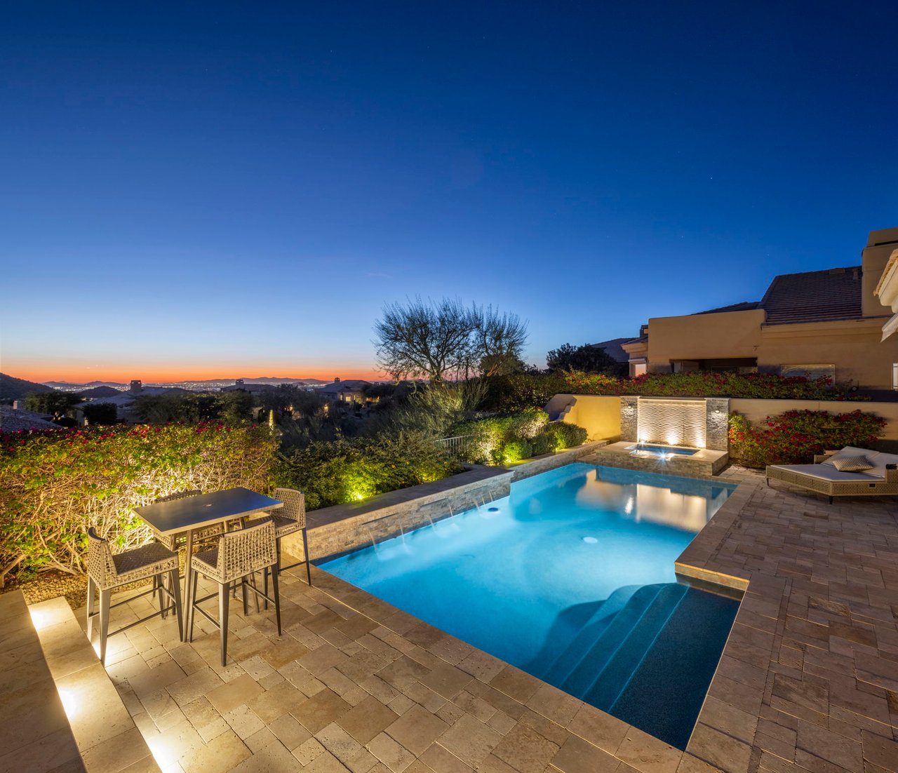 11129 E JUAN TABO Road