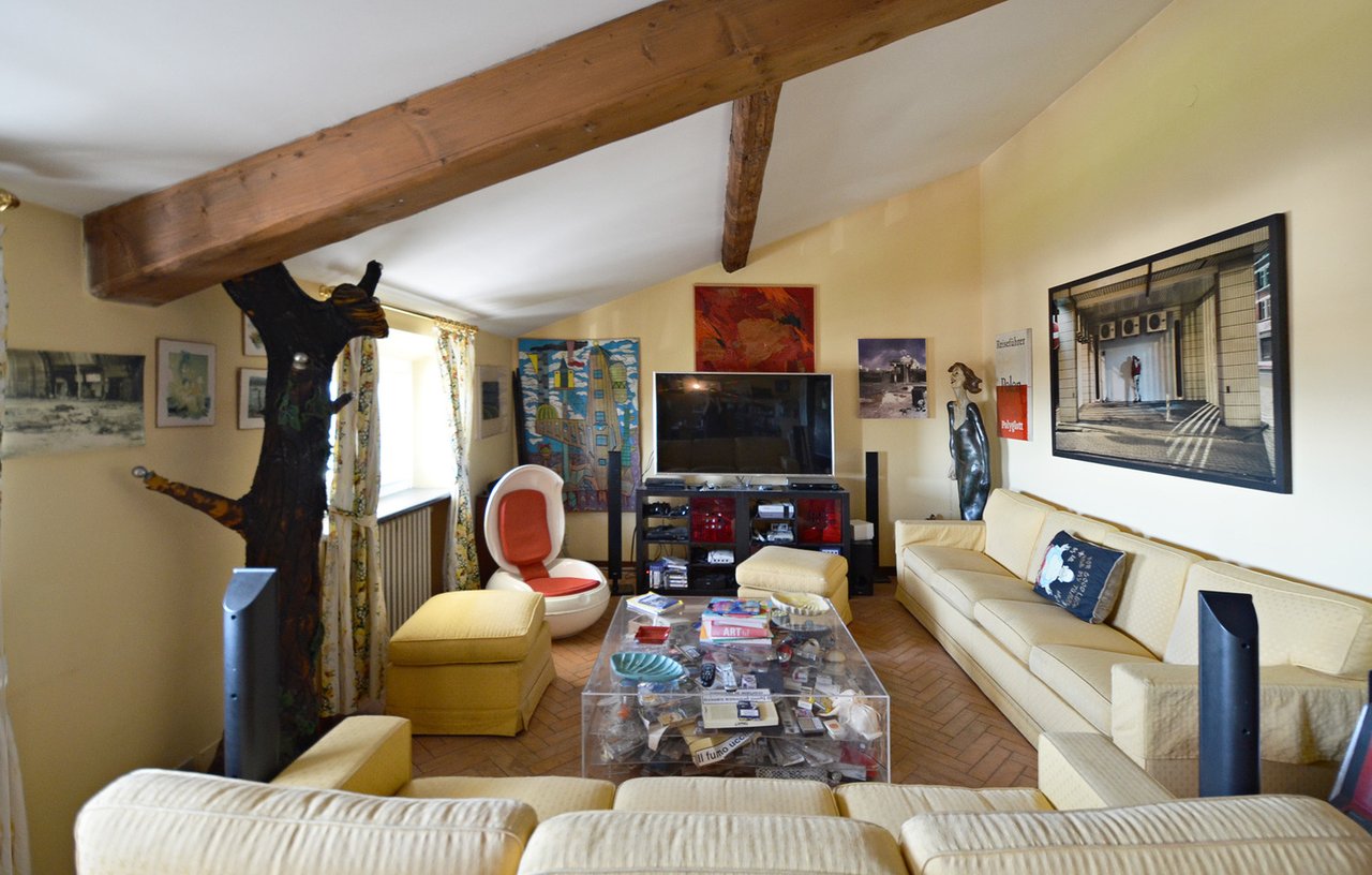 Villa Viareggio With A Sea View