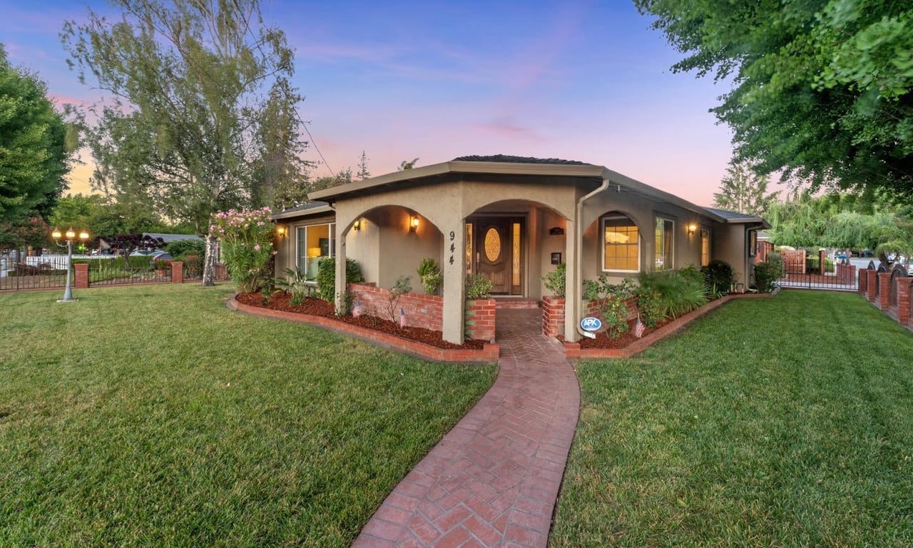944 Curtner Avenue 