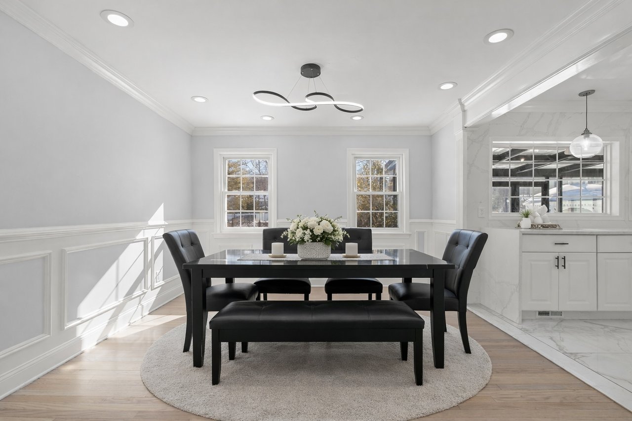 Effortless Living in a Private Deerfield Retreat