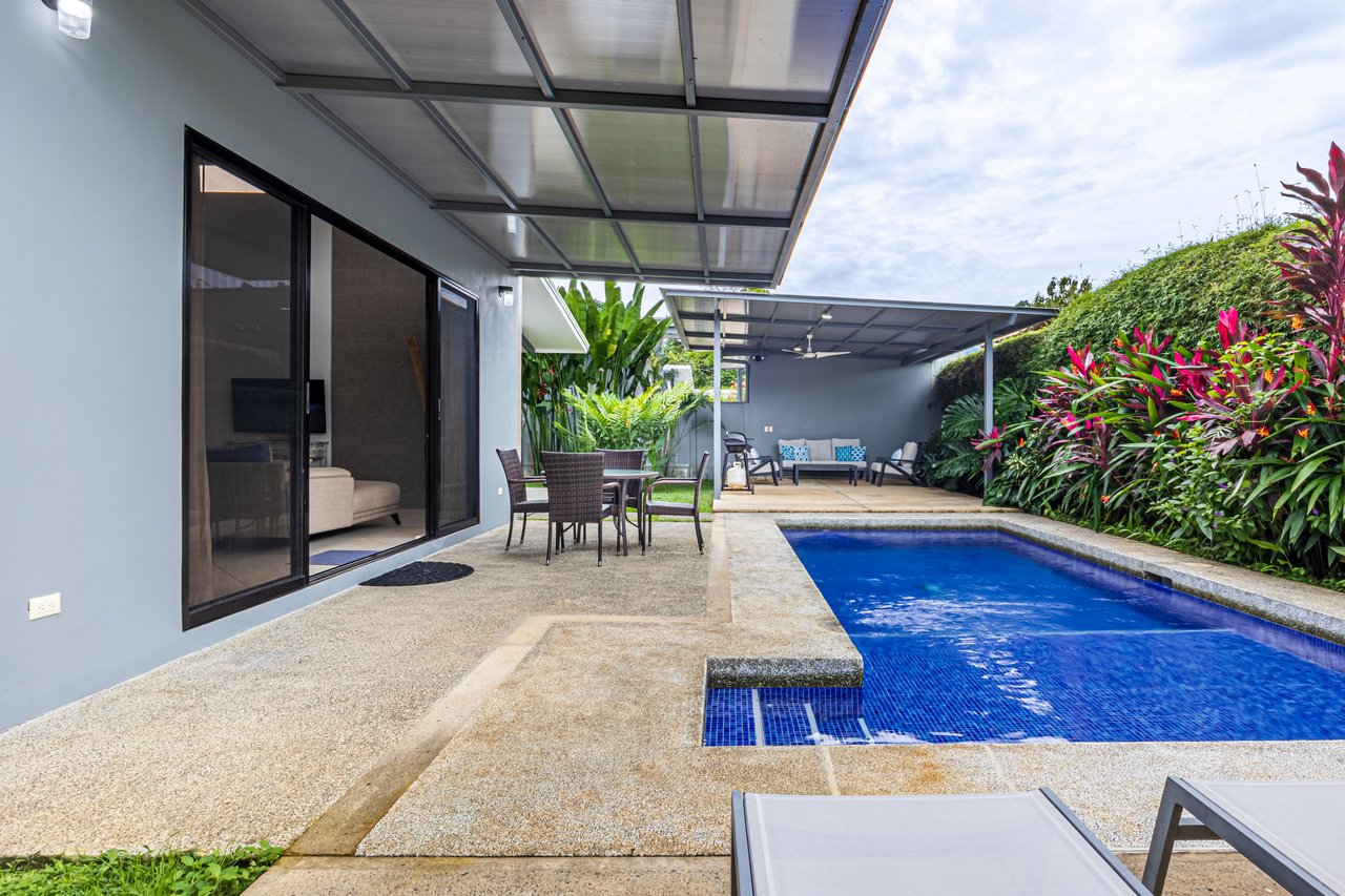 Uvita Home in Jardines del Sol with Private Pool and Dual Suites
