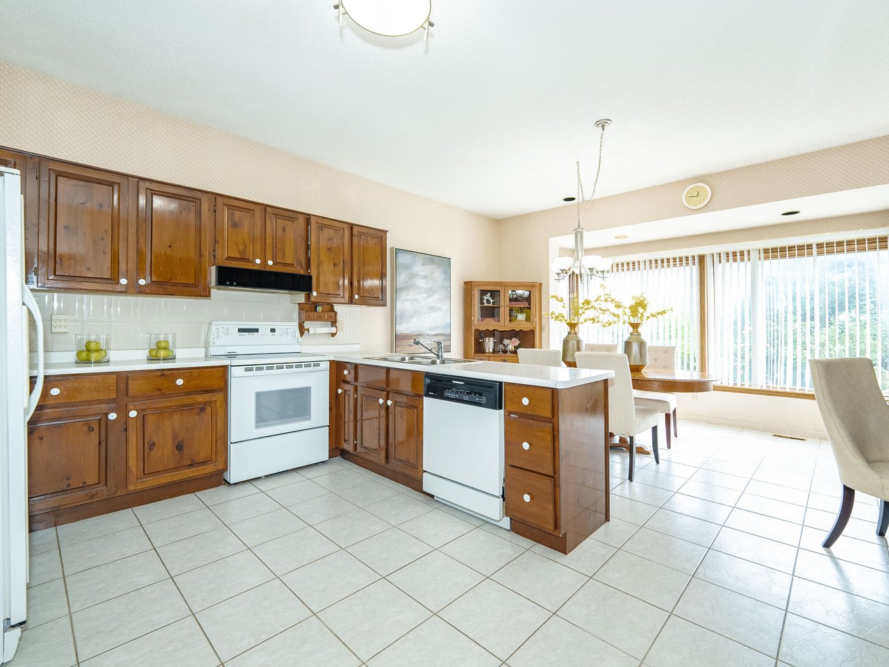 101 Leyburn Ave