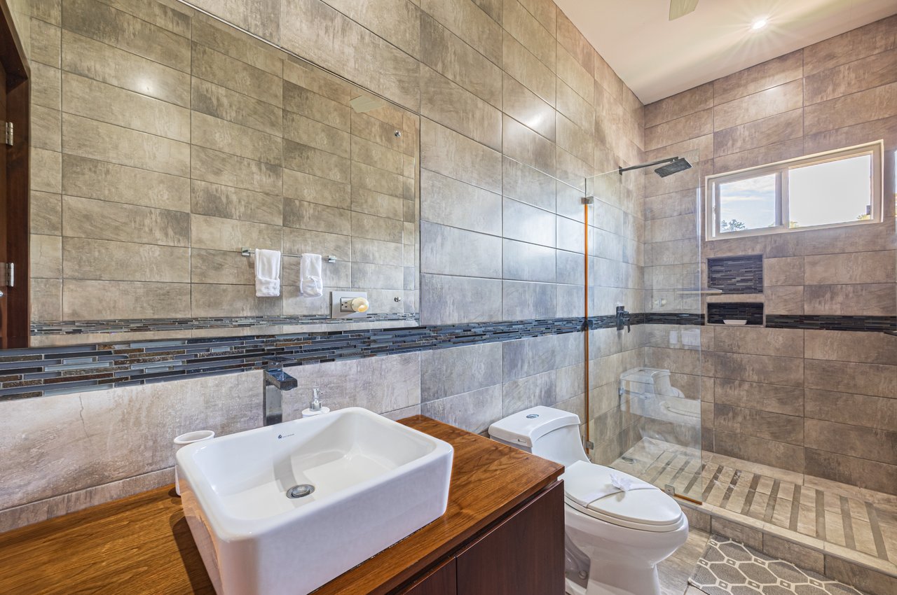 Elegant Tropical Villa Steps from Playa Hermosa – Gated Community