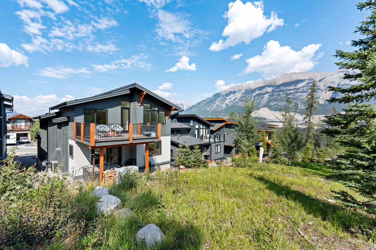 232 Stewart Creek Rise