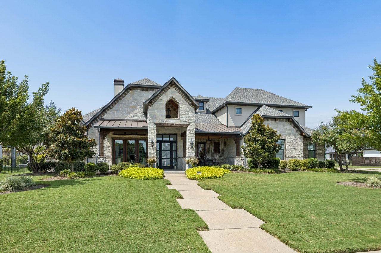 317 Knights Trail