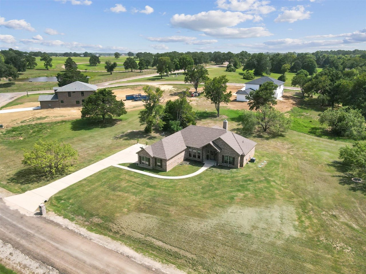 Luxury Lakefront Living