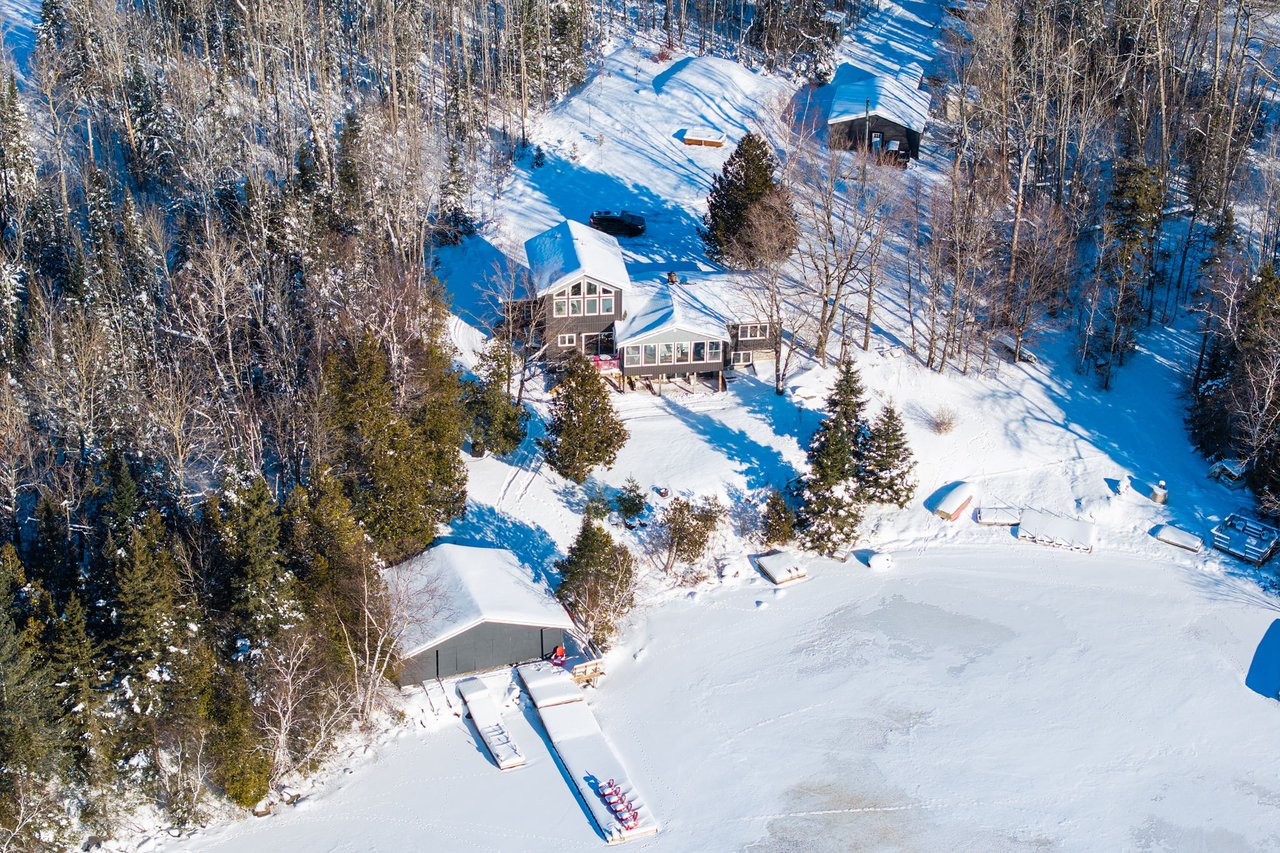 126 CHAPMAN Drive SE