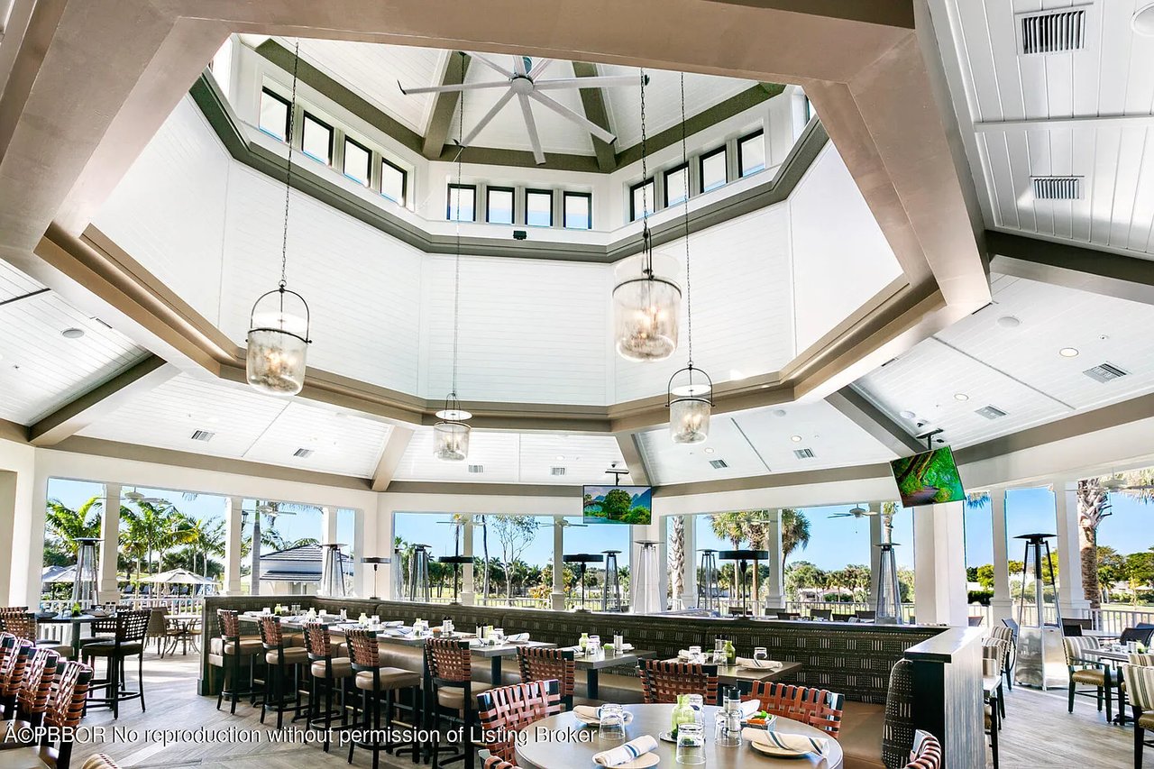 541 Greenway Dr, North Palm Beach, FL 33408