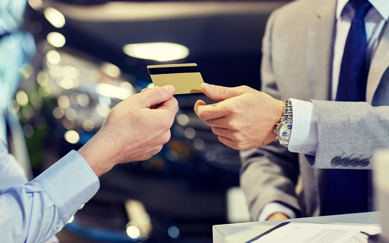 Why You Should Not Make Any Major Credit Purchases