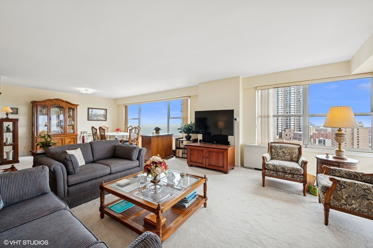 6157 N Lake Shore Drive 
