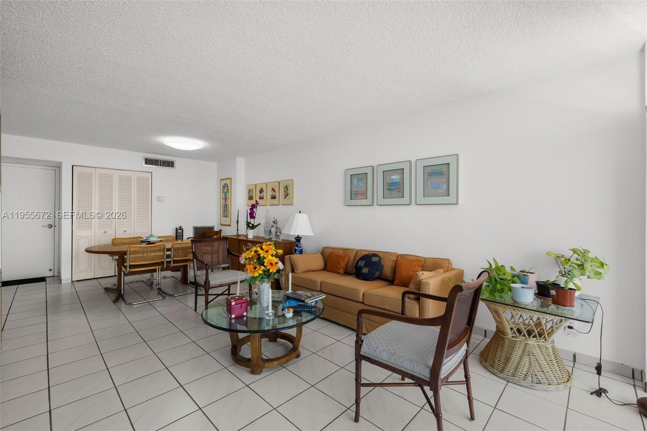 Mirasol Ocean Towers Condo, Unit 707 