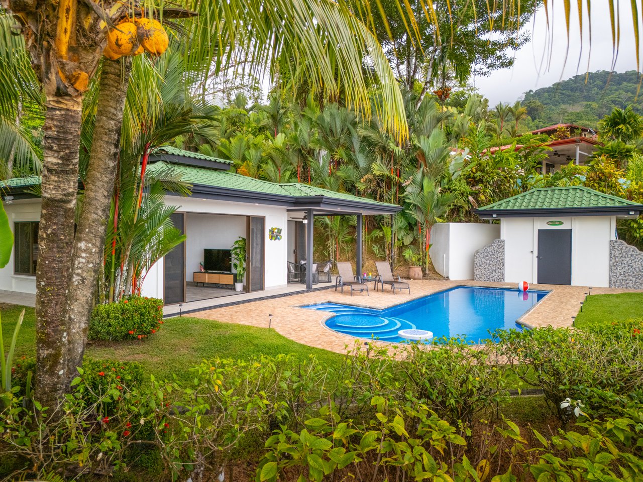 Breathtaking Ocean Sunset Views at Casa Iona, Ojochal