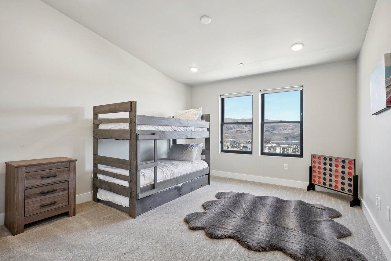 1145 W Helling Circle #304