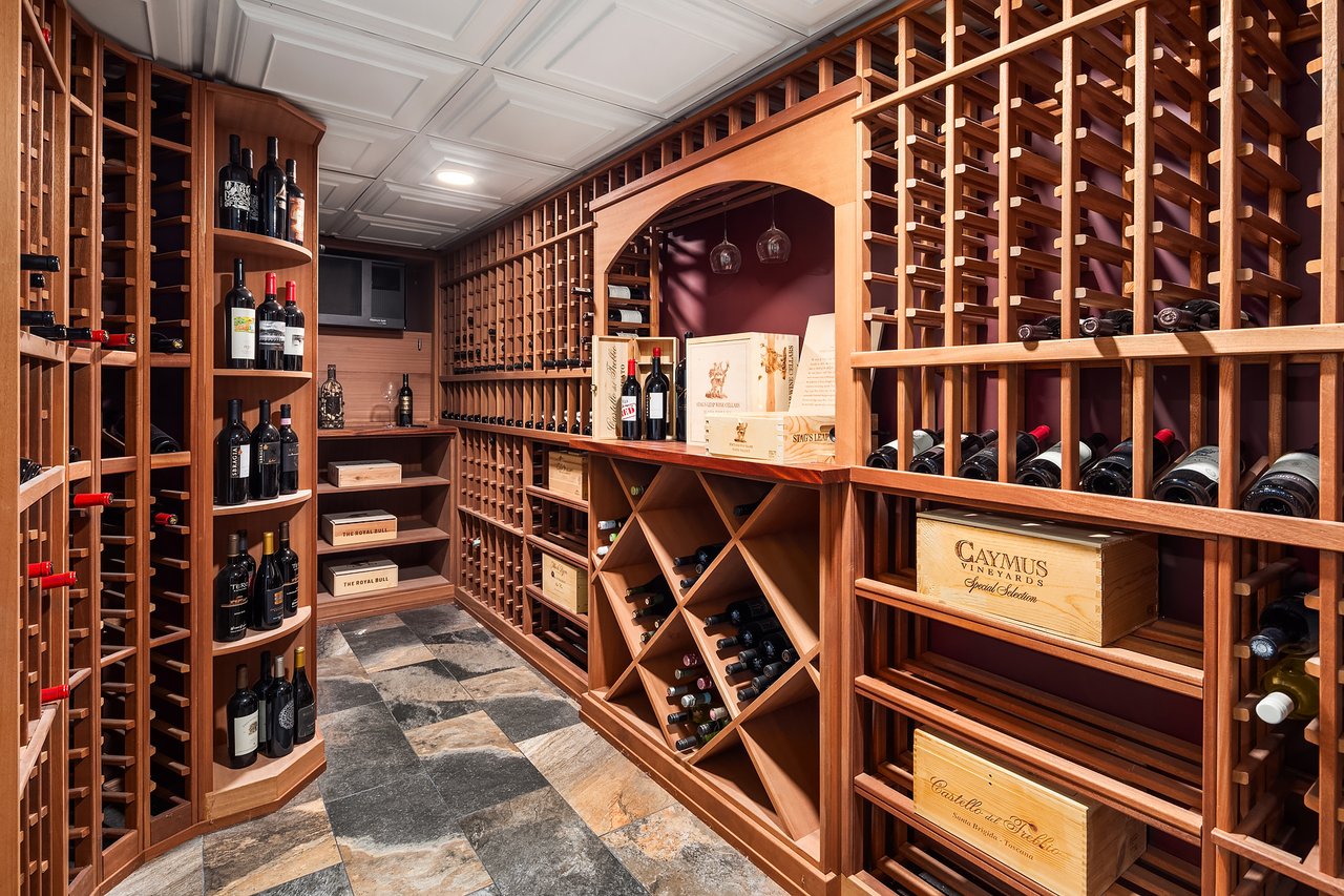 10517 NE 46th Street