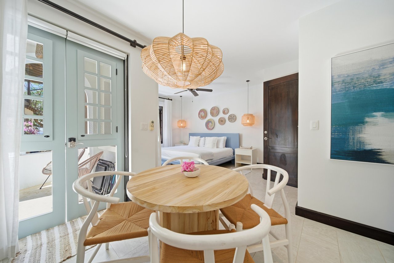 18 Calle La Ronda | Where Everyday Feels Like a Holiday