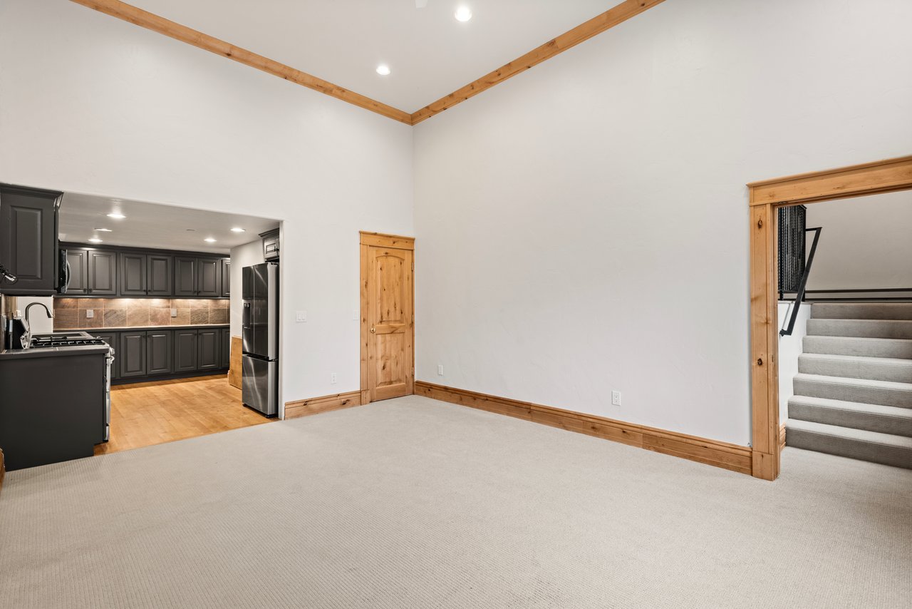 Bright & Spacious Aspen Home