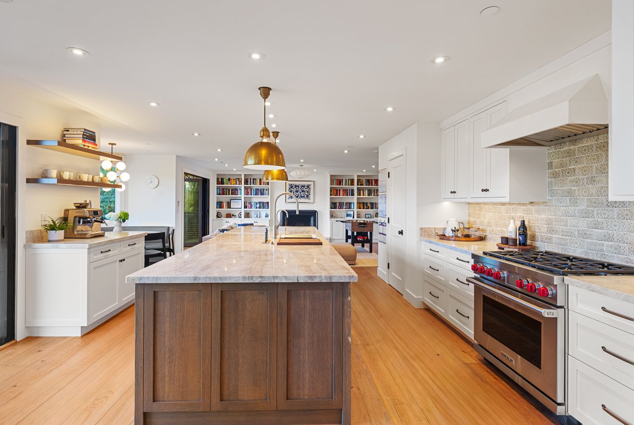 Stylish and Renovated Belvedere Beauty