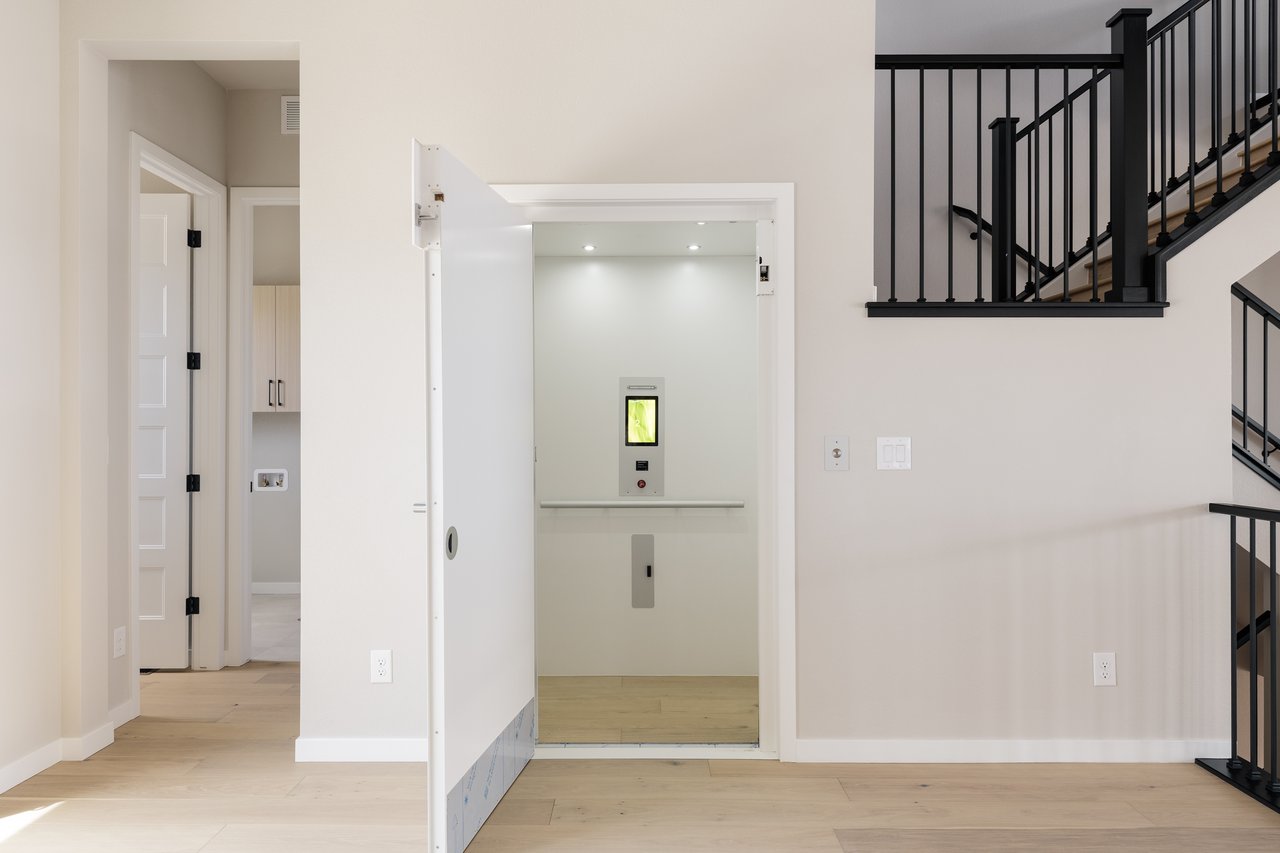 Fusion 3D with Elevator