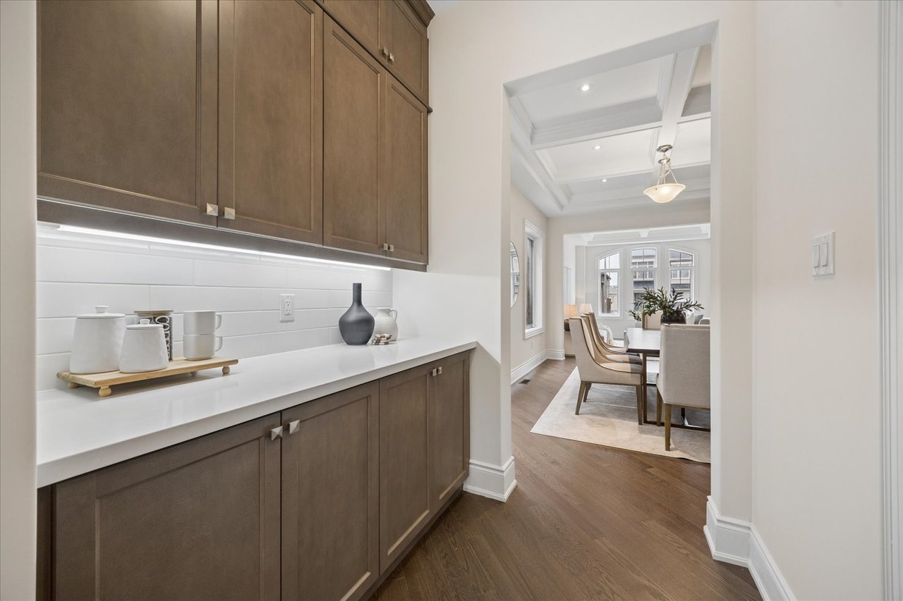 72 Silk Twist Drive, East Gwillimbury
