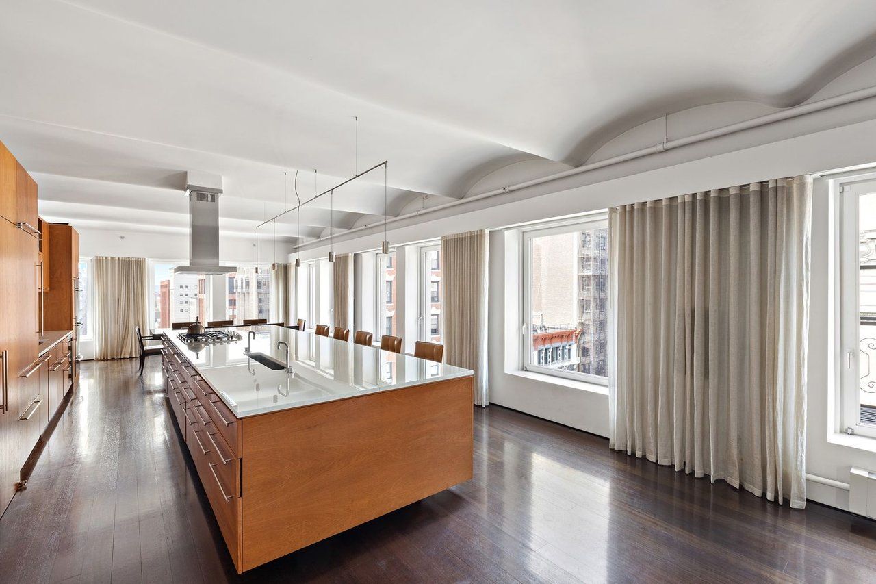 682 Broadway, #10