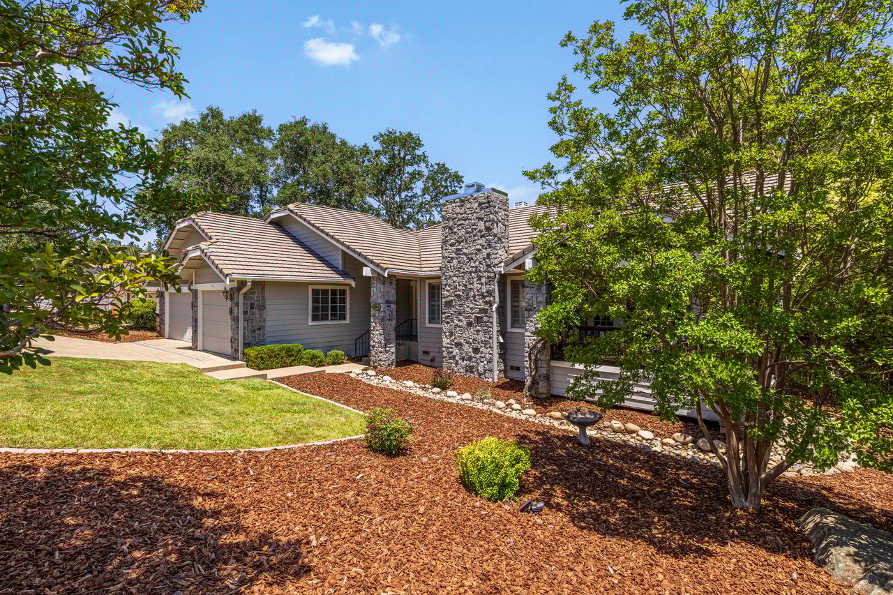 2964 Ridgeview Dr