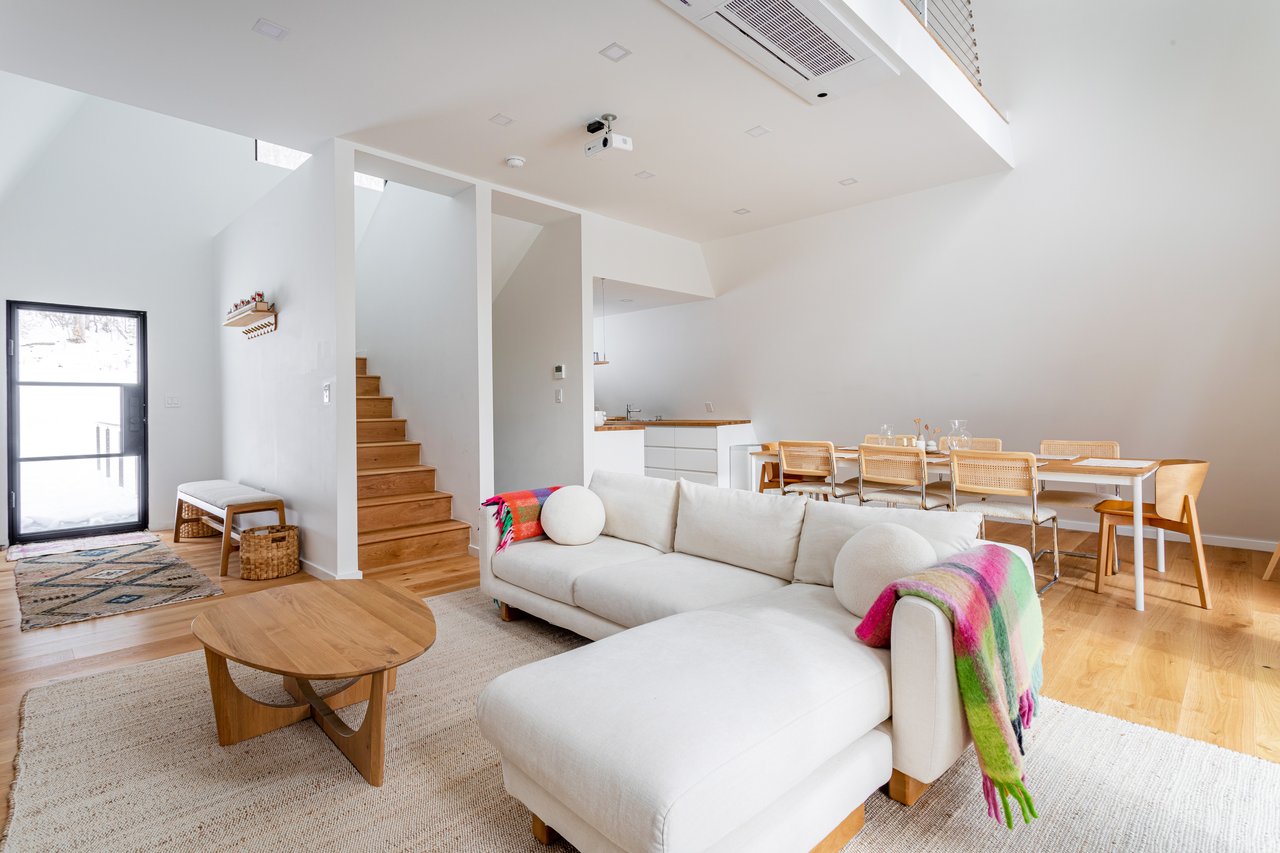 9 Mountain Lane