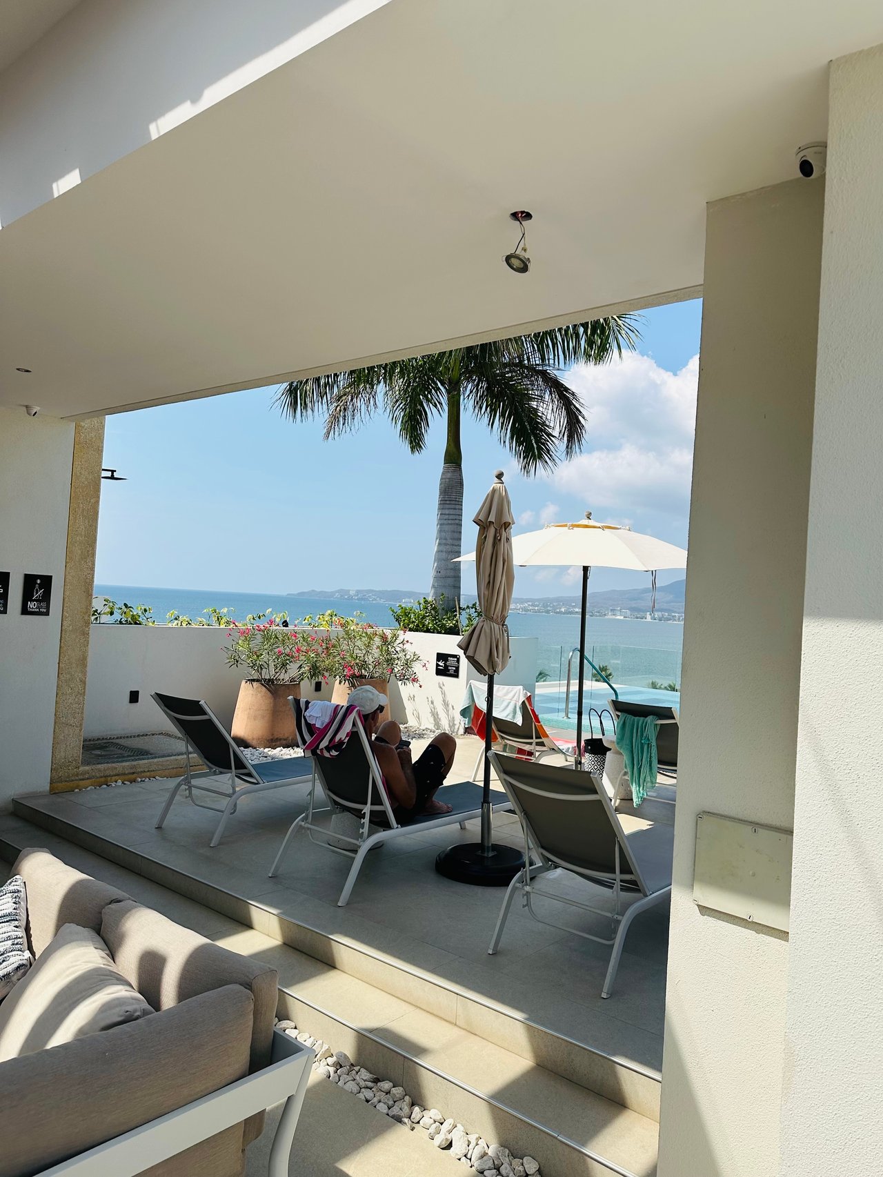 🌊 FOR RENT - Pavilion - 2 Bed Ocean Views - Check-In to the Extraoardinary!