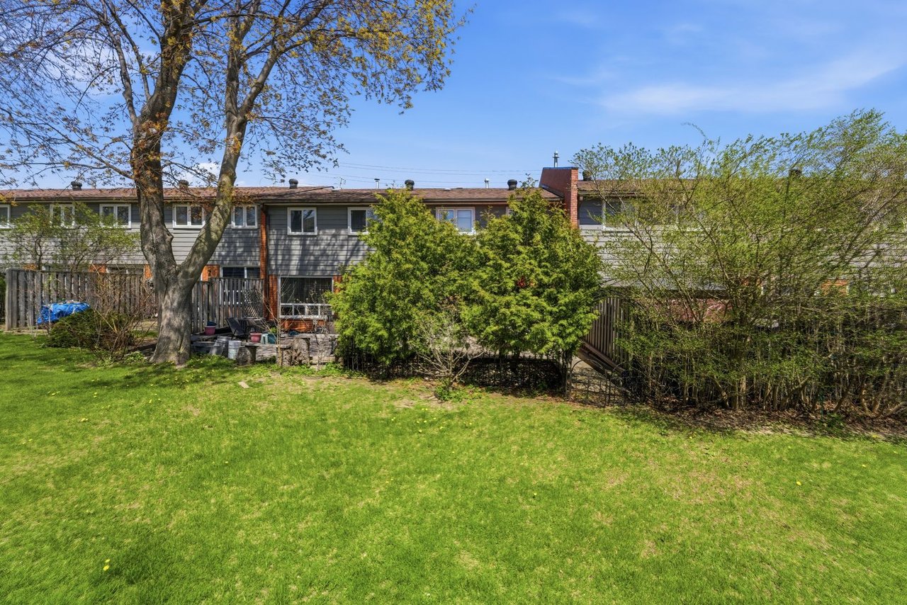 1616 Haig Blvd 5