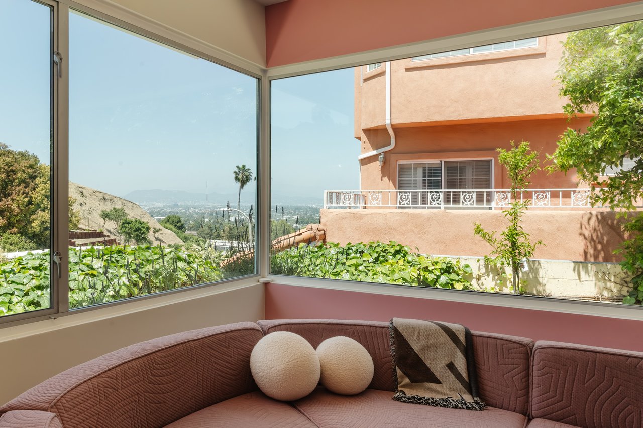The Nicholson Residence in Baldwin Hills