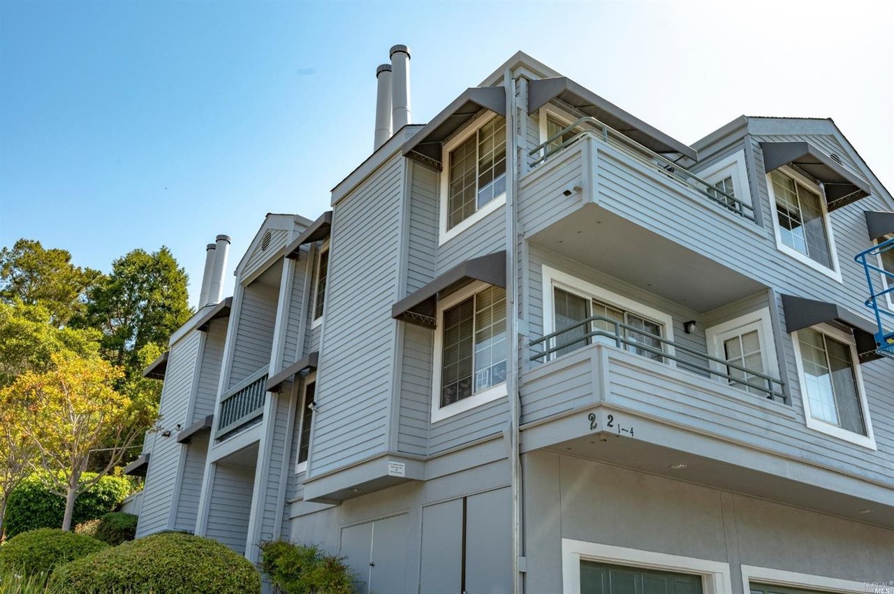 2 Ash Ave #3
