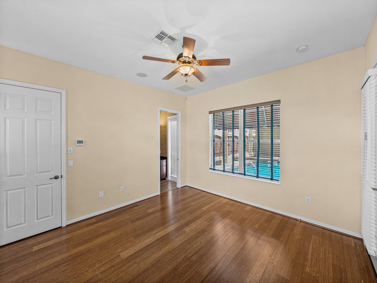 12508 FOREST HIGHLANDS DR