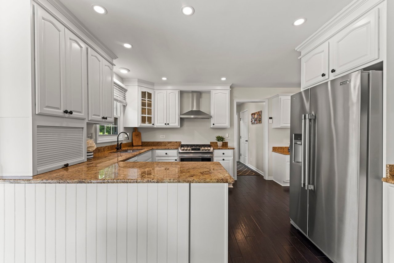 2689 Fox River Ln